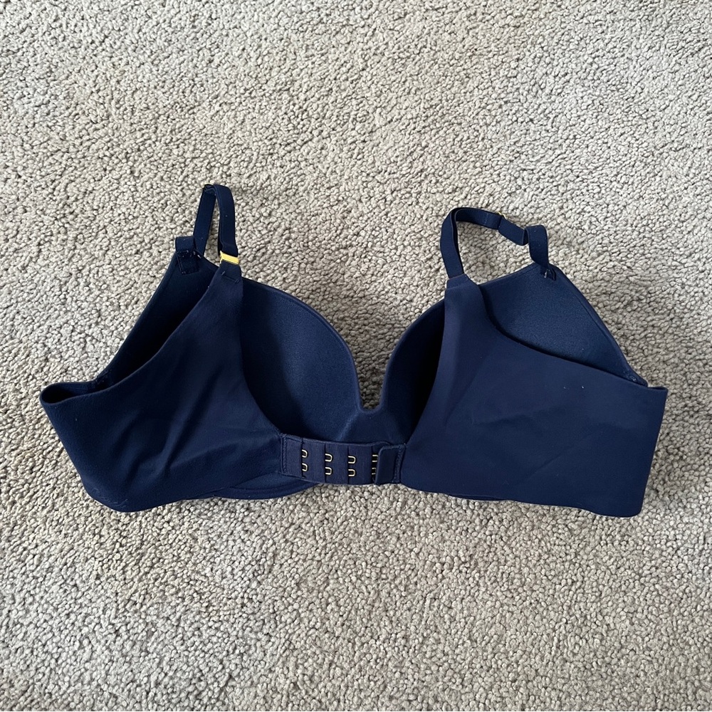 Victoria’s Secret Incredible Perfect Shape Bra - Picture 2 of 8